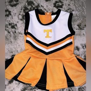 Tennessee Vols cheer uniform